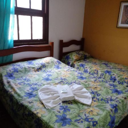 Hotel Madrid Mendes Luaran gambar