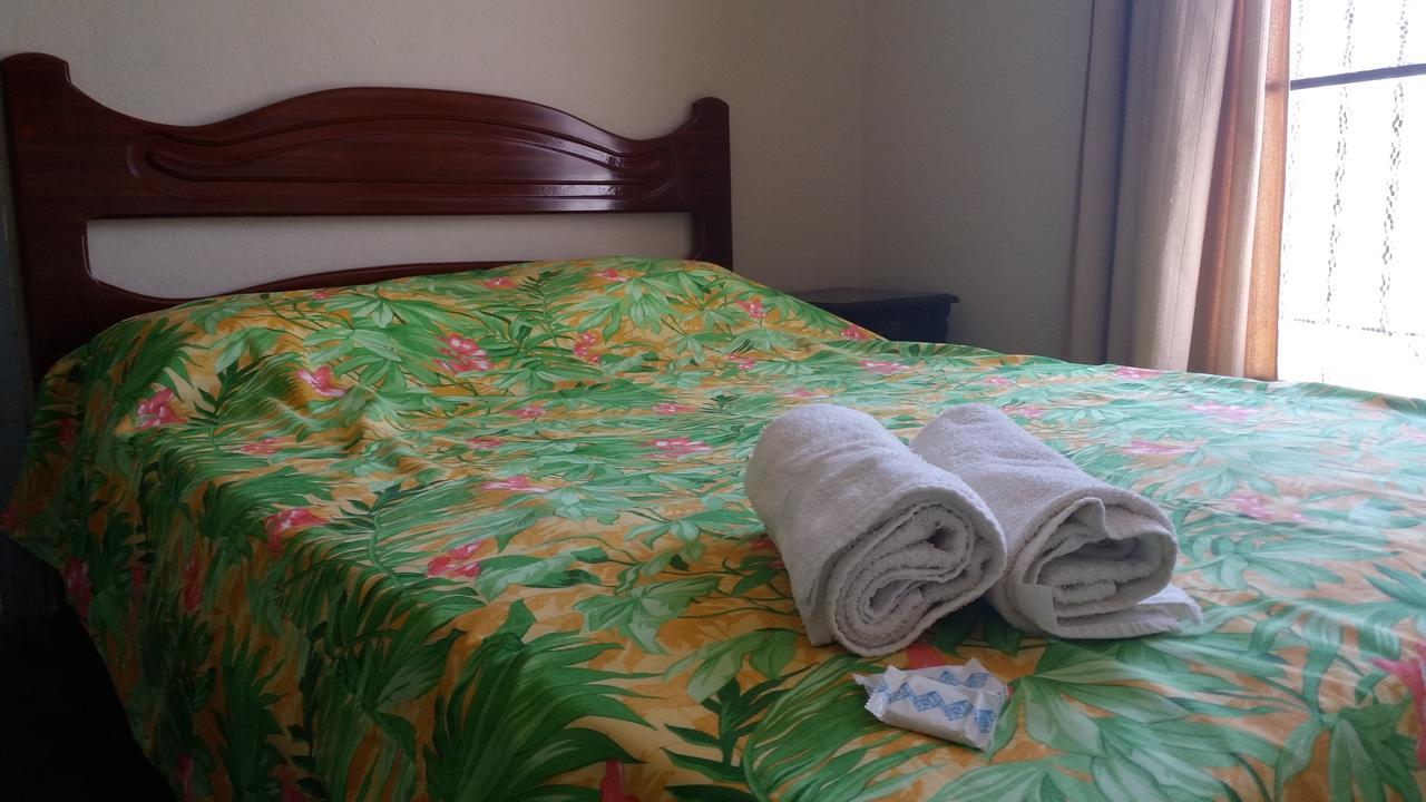 Hotel Madrid Mendes Luaran gambar